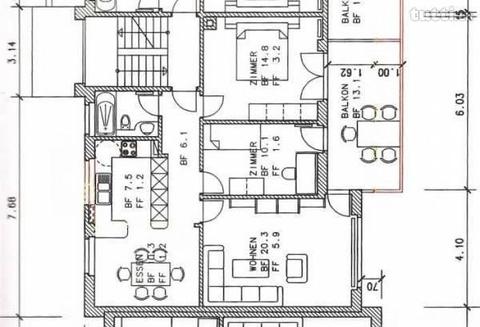 in ruhigem Mehrfamilienhaus, sehr schöne 4-Zi