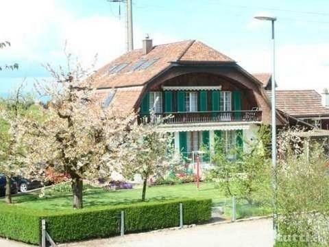 4,5 Zimmerwohnung in 2 Generationenhaus