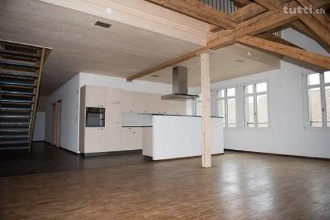 3.5 Zimmer-Maisonette-Wohnung 2. OG West