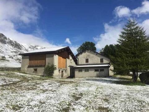 Einmaliges Wohn-Ferienhaus in den Bergen