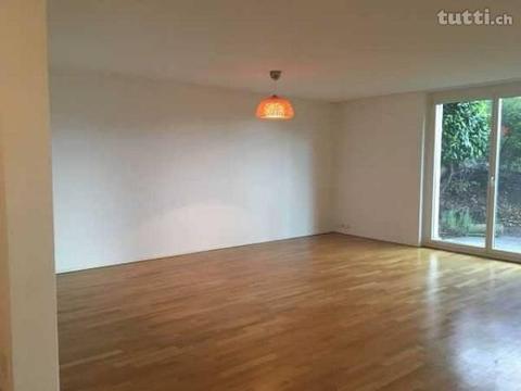 Heimelige und top moderne 3.5 Zimmer-Wohnung