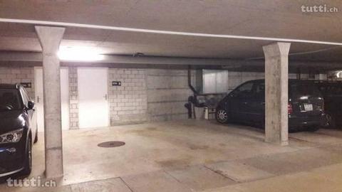 1 gedäckte Parkplatz in Rütihof zu vermieten