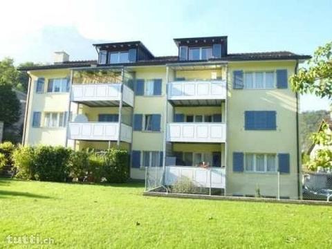 3-ZIMMERWOHNUNG AN ZENTRALER LAGE MIT GARTENS