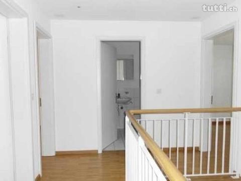 4.5-Zimmer-Maisonettewohnung in Reinach