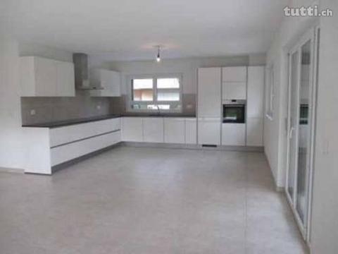 Appartement de 4.5 pièces au rez-de-chaussée