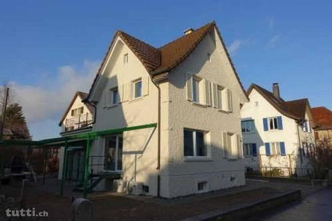 Neu renoviert - 5.5-Zimmer-Einfamilienhaus an