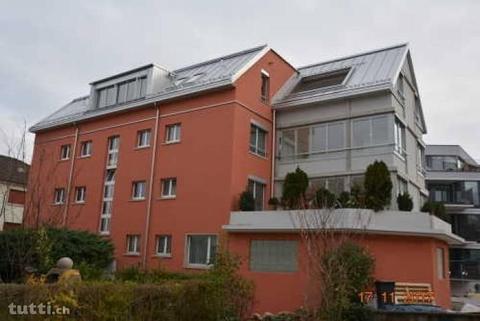 neu renovierte, ruhige, sonnige Wohnung in Se