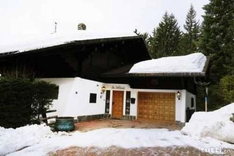 Magnifique chalet de caractère avec un jardin