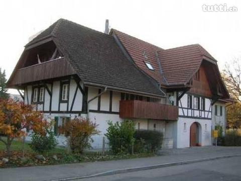 RUSTIKALES MEHRFAMILIENHAUS AN RUHIGER LAGE