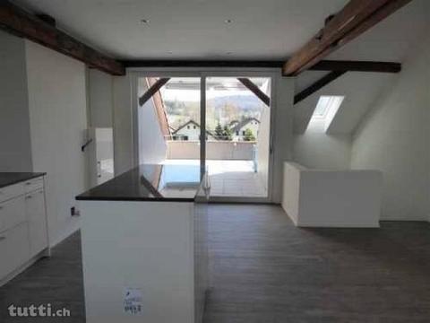 Originelle 4-Zimmer Maisonette Dachwohnung