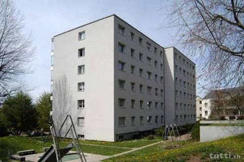 hübsch, sanierte 2-Zimmerwohnung mit Ausblick