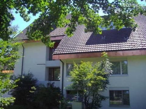 Schöne helle Wohnung an familienfreundlicher