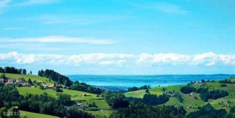 Grosszügiges Einfamilienhaus mit Panoramasich