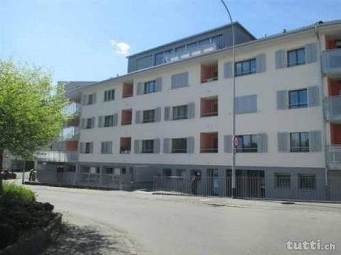 Moderne 3.5 Zimmerwohnung zentral in Kriens