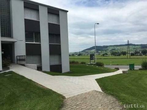 4,5 Zimmer,ca.91m2,Balkon10m2,PP-Tiefgarage,H