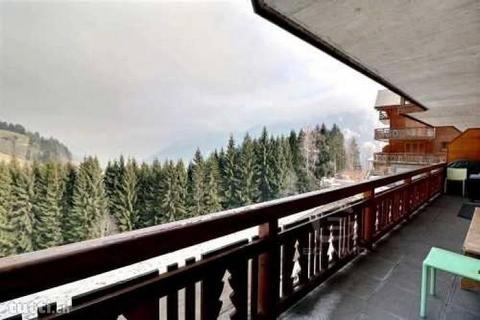 Appartement au calme avec vue à Champéry en r