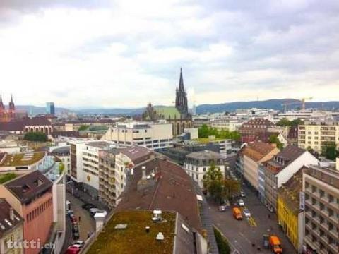 Über den Dächern von Basel