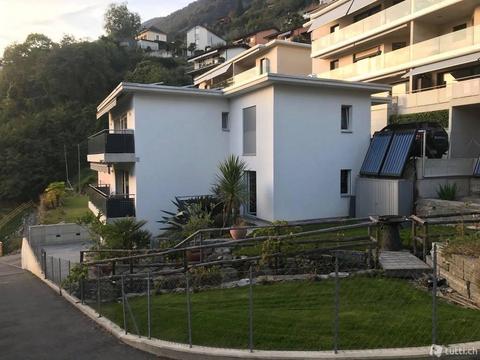 Casa bifamiliare con vista a Riazzino