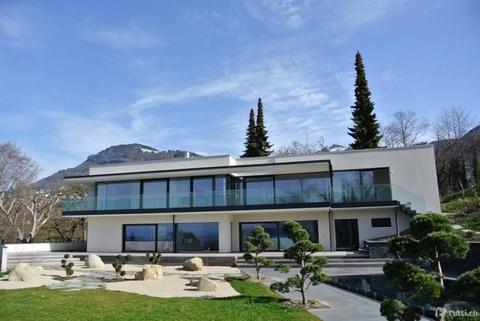 Superbe villa moderne avec piscine, Clarens