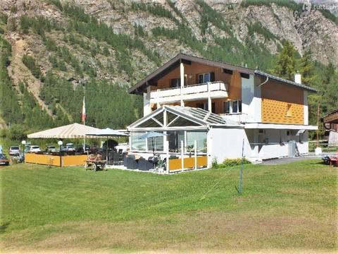 Hotel-Restaurant Â«Hole in OneÂ», 4km von Zermatt